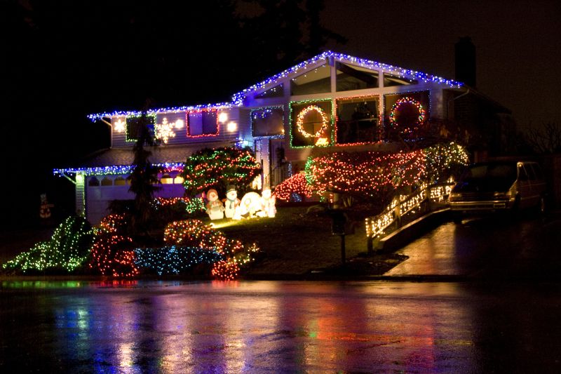 Holiday Lights Hanging